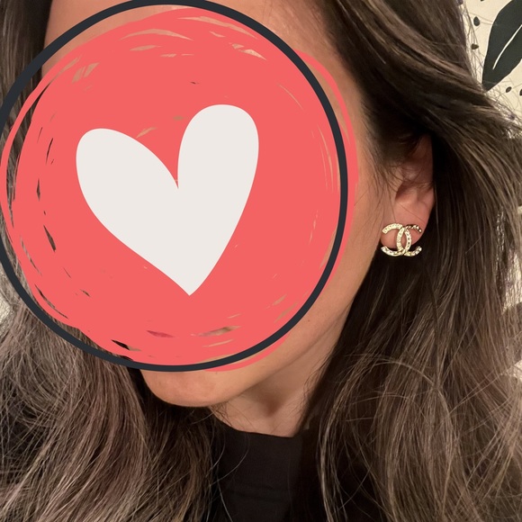 NWOT AUTH 2023 Chanel CC stud Earrings - Picture 6 of 8